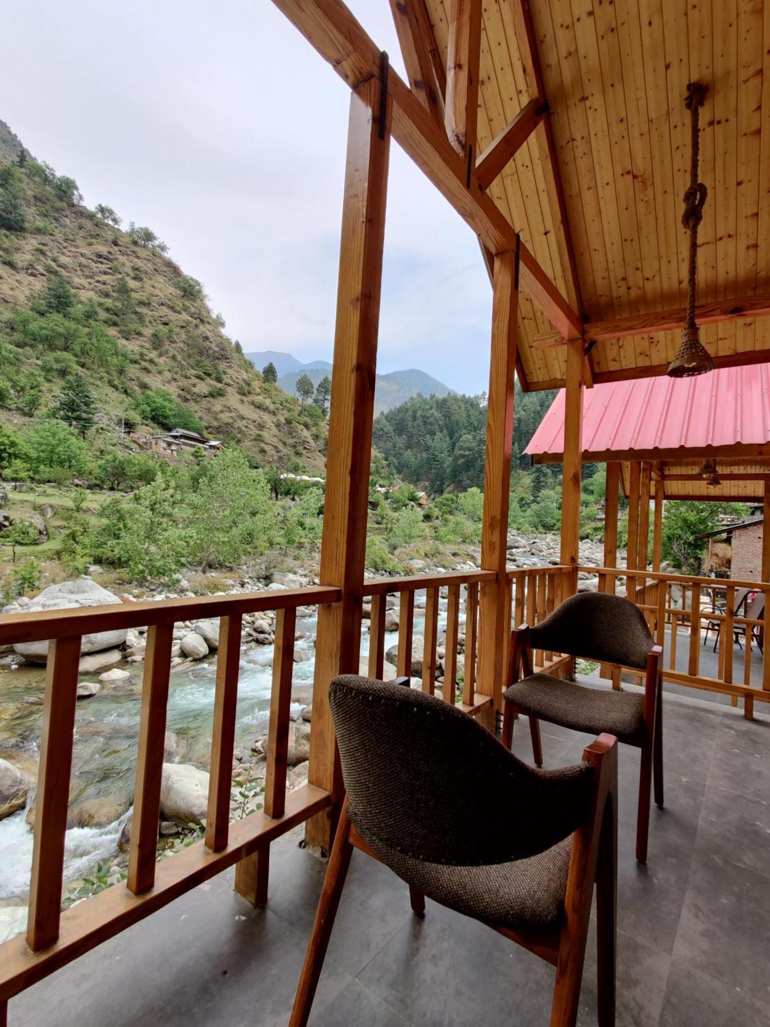 Offbeat Abodes - Tirthan Valley Banjār Exterior photo