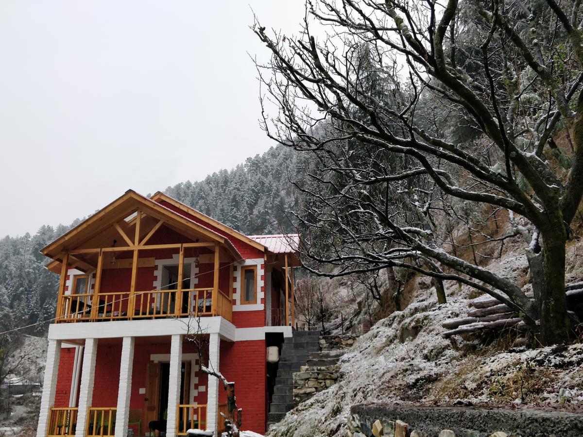 Offbeat Abodes - Tirthan Valley Banjār Exterior photo