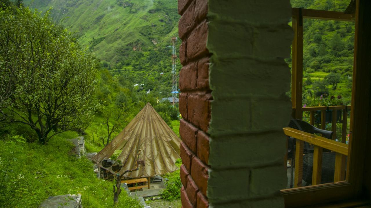 Offbeat Abodes - Tirthan Valley Banjār Exterior photo